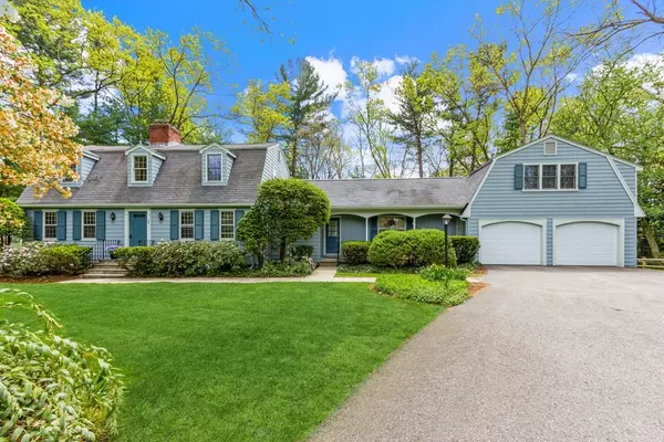 55 Allen Farm Ln, Concord, MA 01742