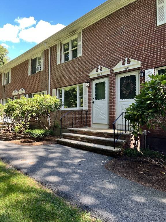 1602 Plymouth St #1602, East Bridgewater, MA 02333