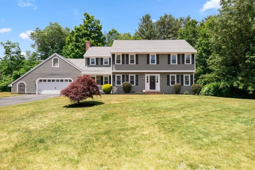 12 Indian Brook Ln, Hanover, MA 02339