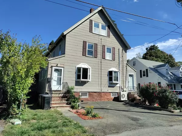 97 Sanford St #97, Melrose, MA 02176