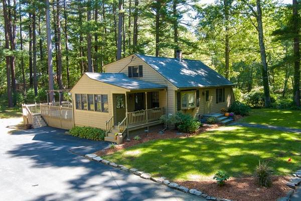 17 Easy St, Northborough, MA 01532