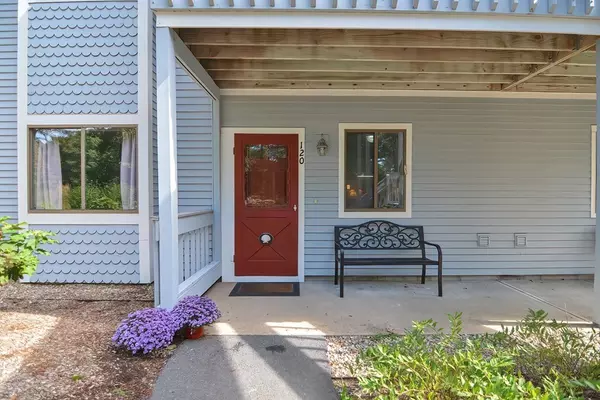 Brewster, MA 02631,120 Chilton Ln #120