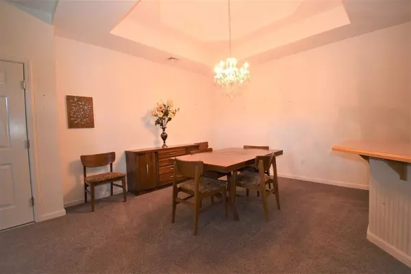 Kingston, NH 03848,6 Lantern Lane #6