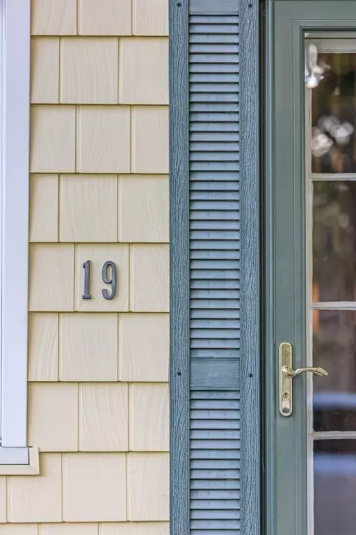 Wareham, MA 02571,19 Glen Ave