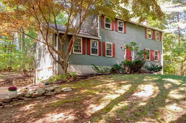 15 Johnson Rd, Sutton, MA 01590