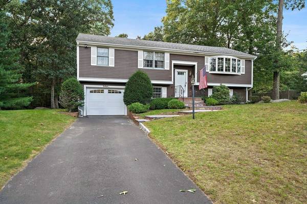 16 Forest Road, Holbrook, MA 02343