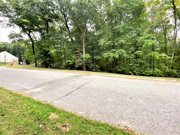 Mansfield, MA 02048,3 Bicentennial Ct