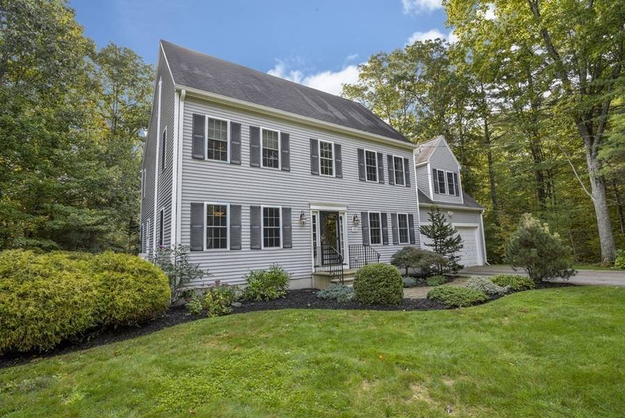 423 Old Dana Rd, Barre, MA 01005