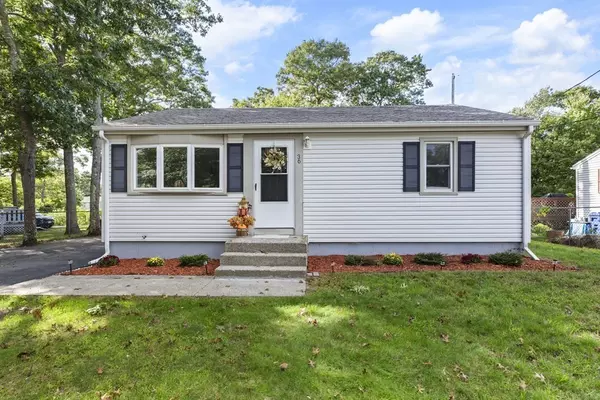 36 Standish Ave, Wareham, MA 02538