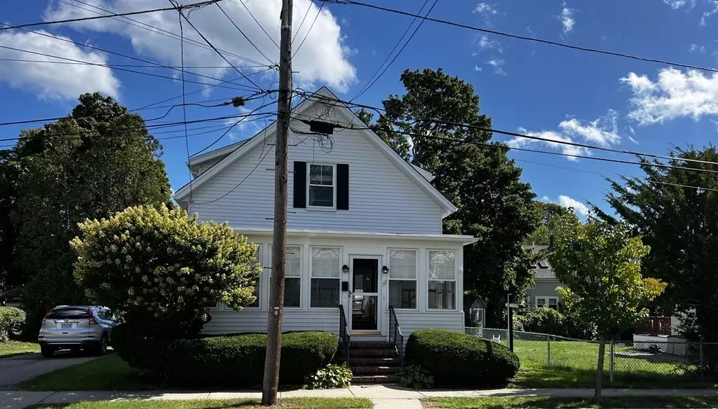 157 Davis St, Quincy, MA 02170