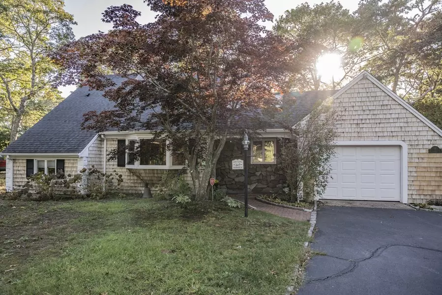 7 Meetinghouse, Harwich, MA 02645