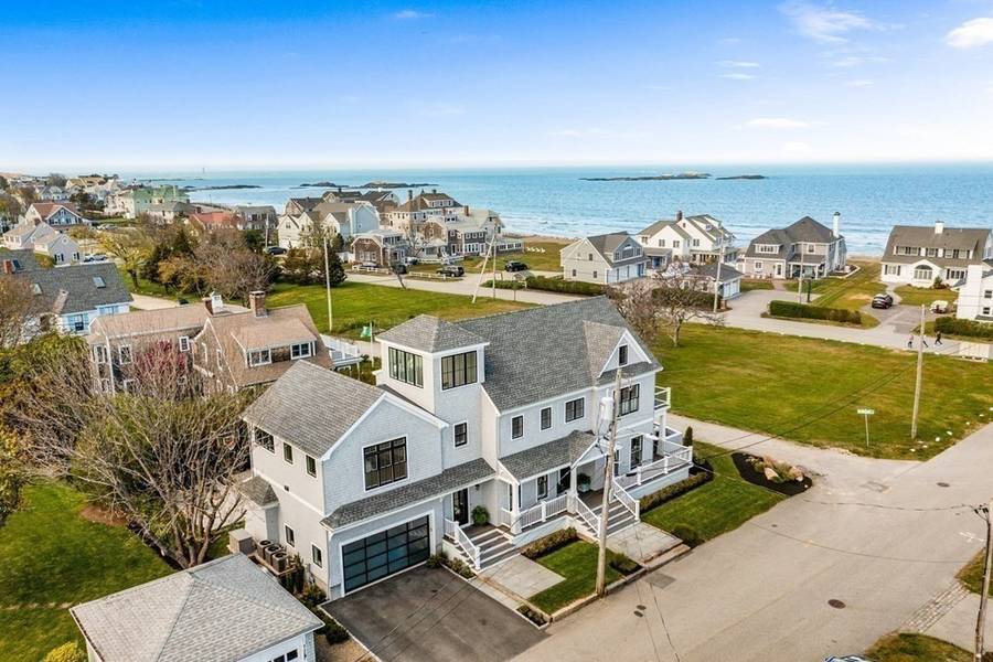 6 Mitchell Ave, Scituate, MA 02066