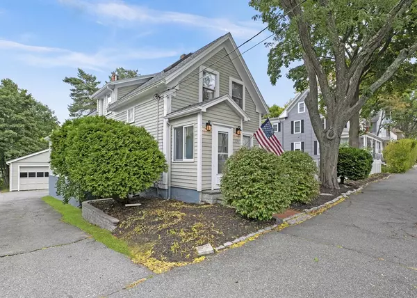 103 Burrill St, Swampscott, MA 01907