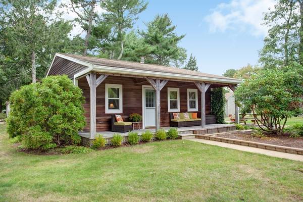 166 Williams Ave, Bourne, MA 02559