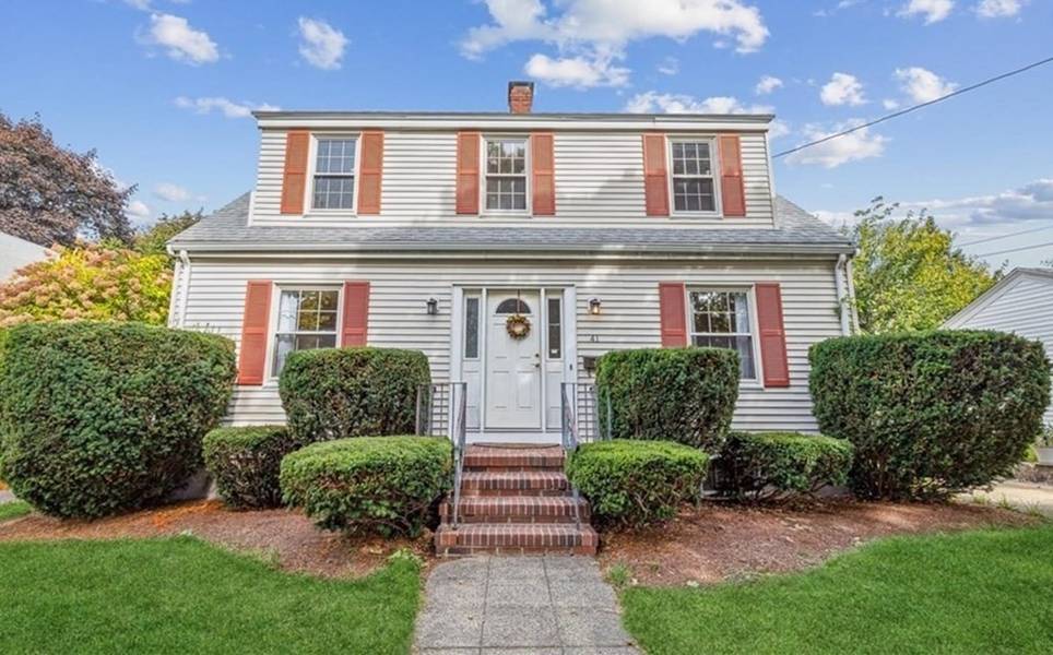 41 Newcastle Road, Peabody, MA 01960