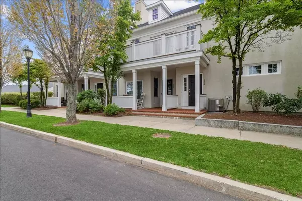 224 Marina Dr #224, Quincy, MA 02171
