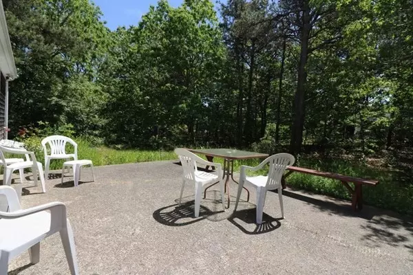 Eastham, MA 02642,245 Summit Ave