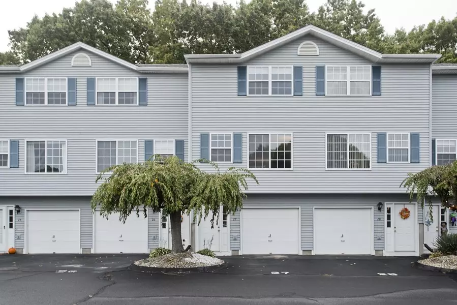 27 Waters Edge Dr #27, Ludlow, MA 01056