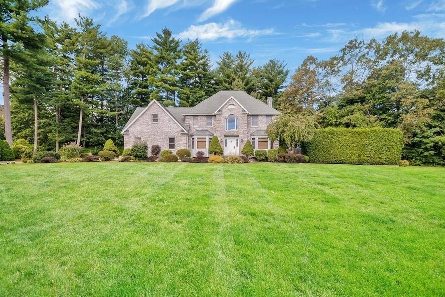 238 Millbrook Dr, East Longmeadow, MA 01028