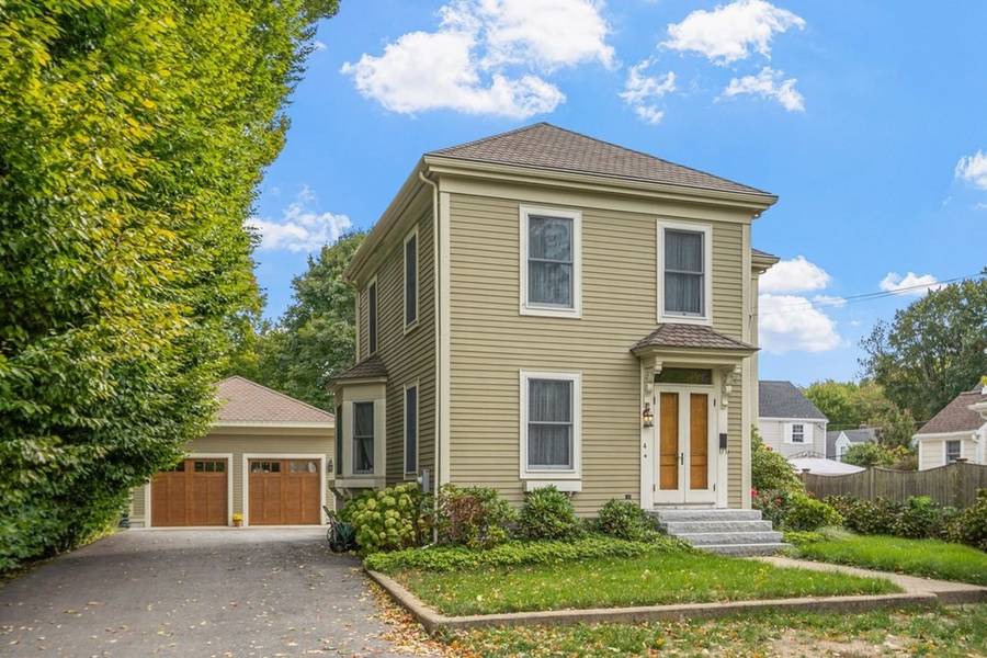 4 Woodbury Street, Beverly, MA 01915