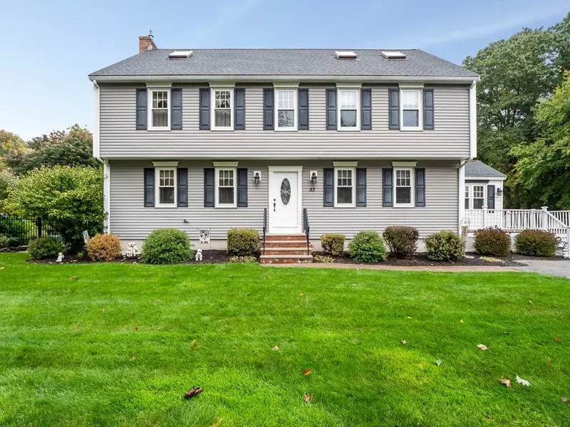 53 Brigham Ave, Dracut, MA 01826