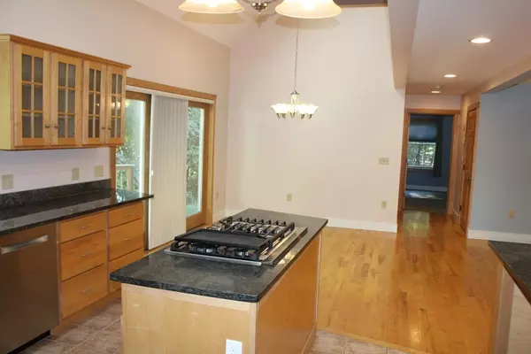 Montague, MA 01351,64 Old Stage Rd