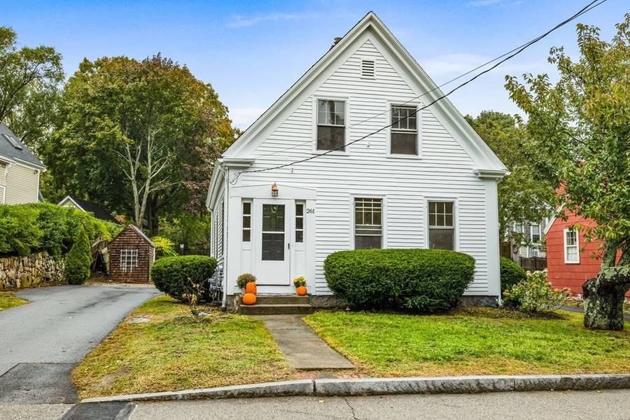 261 North Street, Hingham, MA 02043