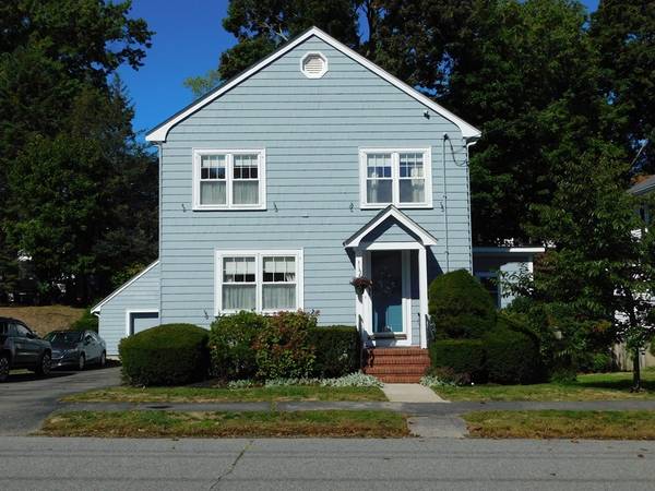 536 Pleasant St, Milton, MA 02186