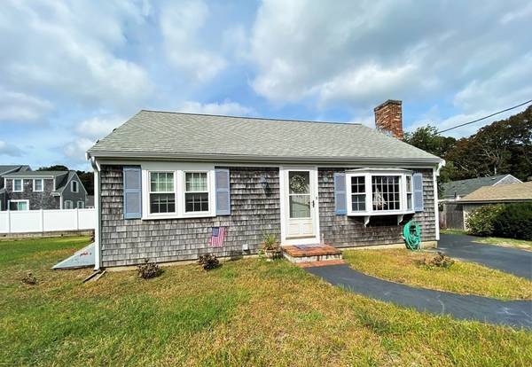 7 Rambling Way, Dennis, MA 02670