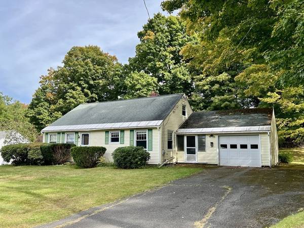 51 Elm Street, Buckland, MA 01370