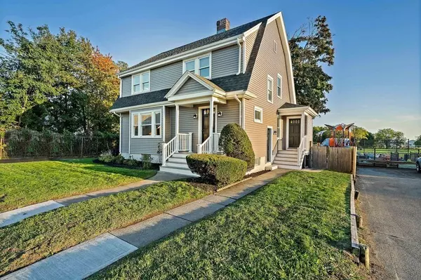 3 Darrow St, Quincy, MA 02169