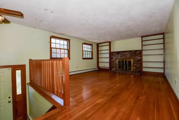 Marion, MA 02738,31 Cranberry Way