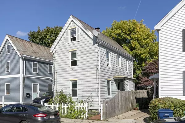 86 West St, Newton, MA 02458