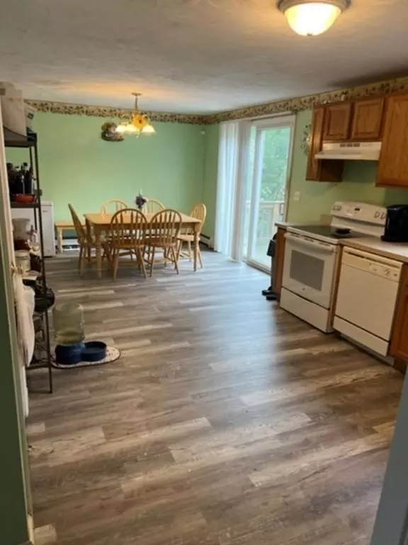 Taunton, MA 02780,4 Arabian Dr