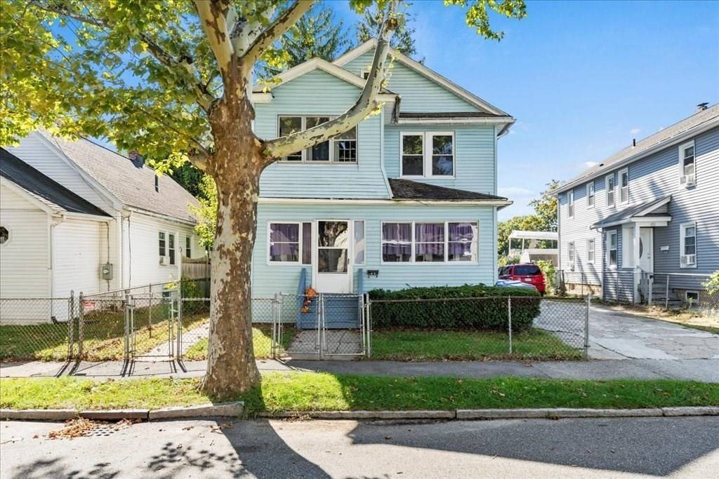62-64 Groveland St, Springfield, MA 01108