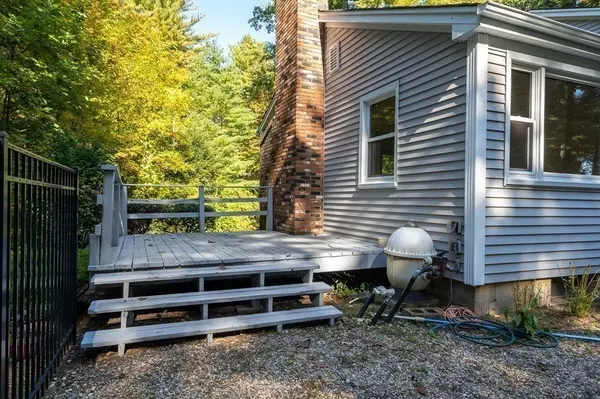 Southampton, MA 01073,11 Cold Spring Rd