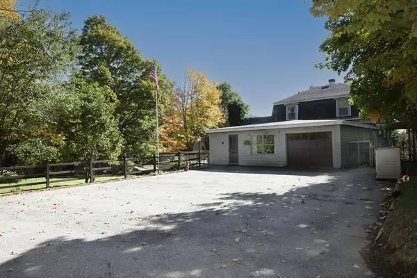 Topsfield, MA 01983,86 High St