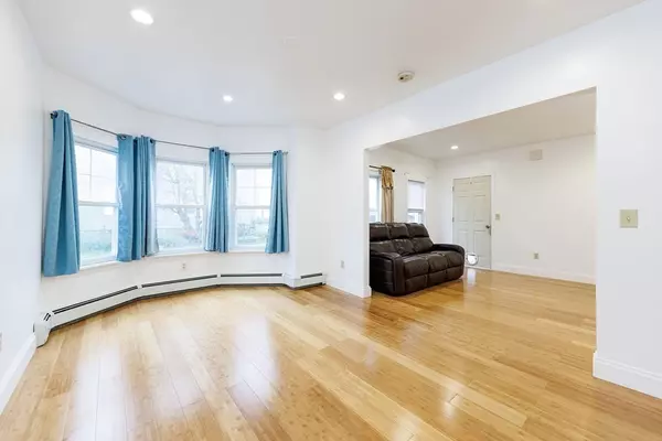 Webster, MA 01570,53 Granite