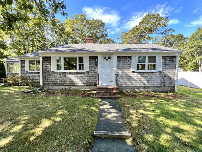 24 Victory Dr, Harwich, MA 02646