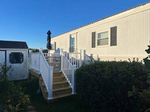 Hatfield, MA 01038,139 West Street #11