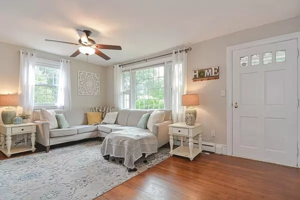 Westport, MA 02790,455 Sanford Rd