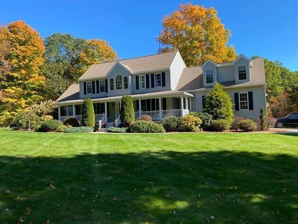 699 Scott Rd, Oakham, MA 01068