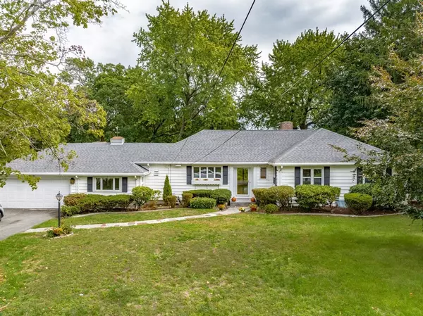 35 Wendover Rd, Springfield, MA 01118
