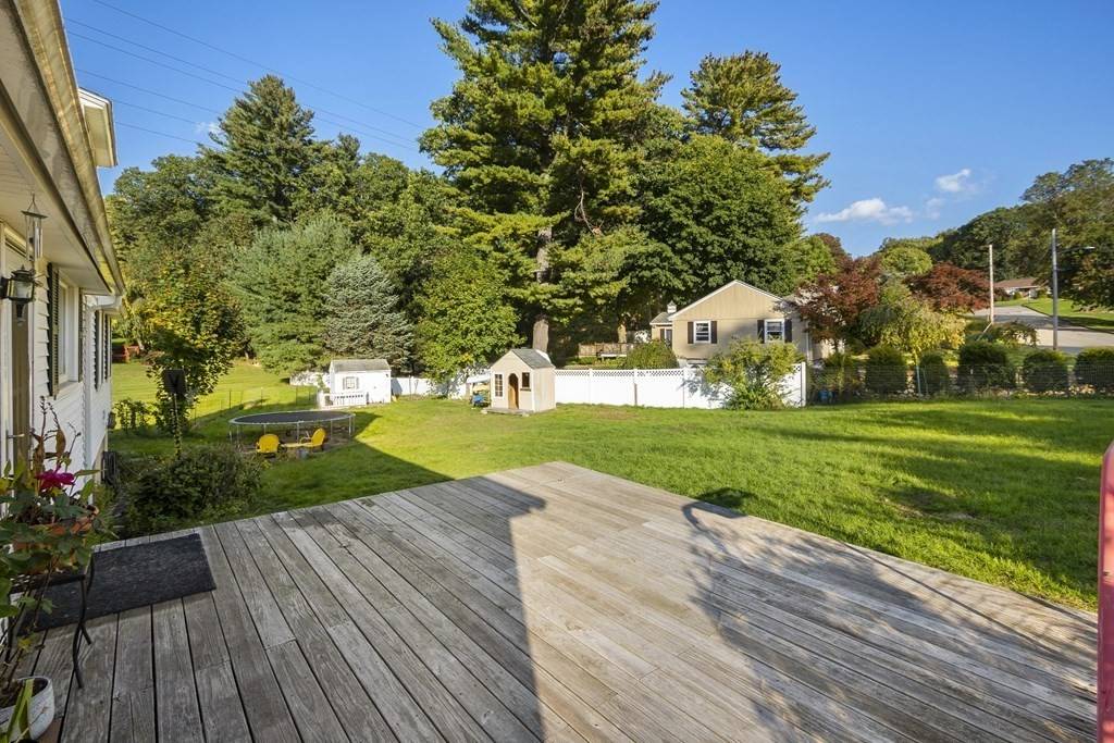 Auburn, MA 01501,10 Saratoga Rd