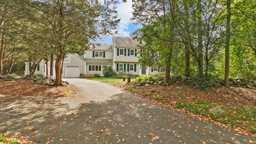 21 Heritage Road, Rehoboth, MA 02769