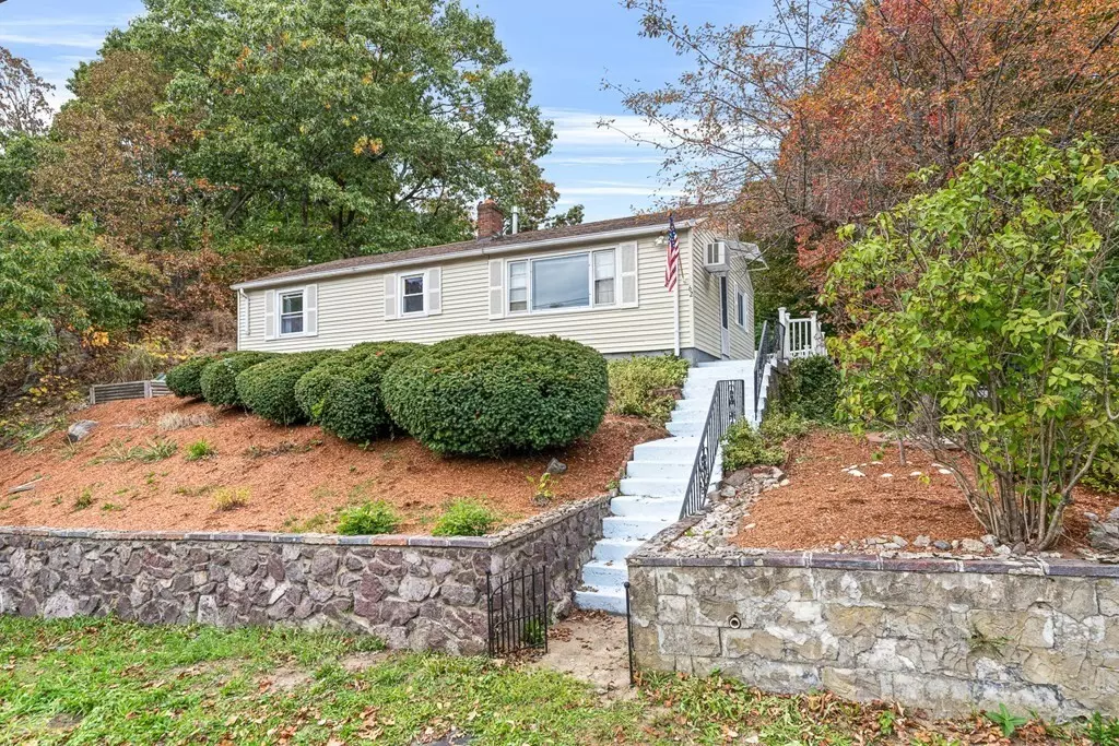 Saugus, MA 01906,62 Hurd Ave