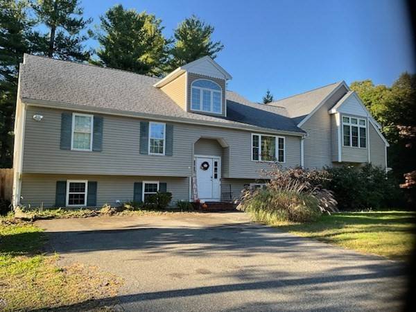 46 Buttonwood Rd, Halifax, MA 02338