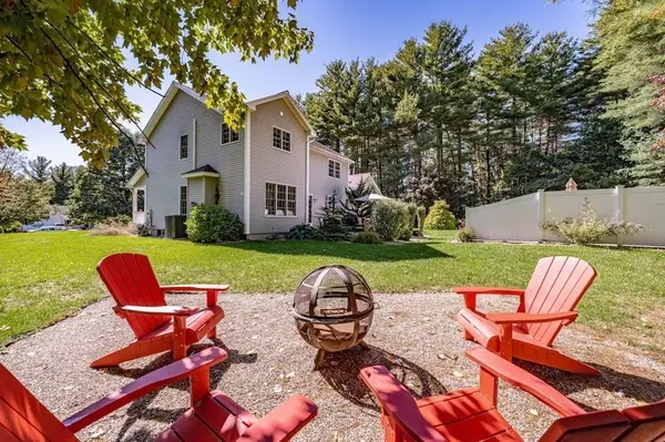 Southwick, MA 01077,8 Lauren Lane