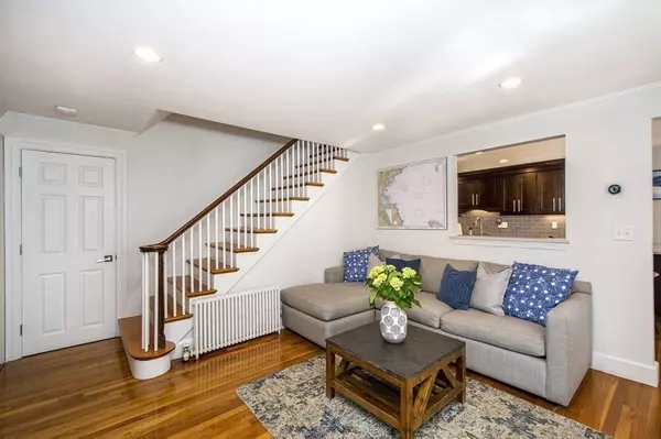 Milton, MA 02186,16 Collamore St