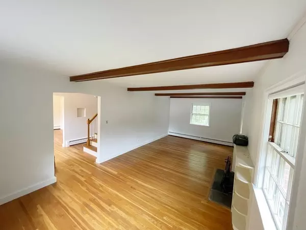 Sharon, MA 02067,12 Carbrey Ave.